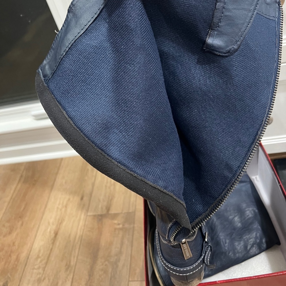 Blue Women's Faux Knee high boots - Picture 4 of 4